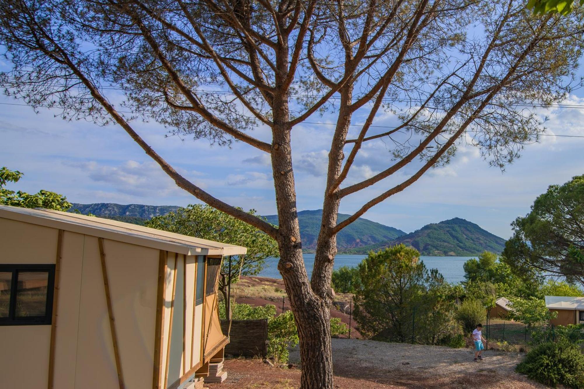 Camping Onlycamp Les Vailhes Lodève Esterno foto